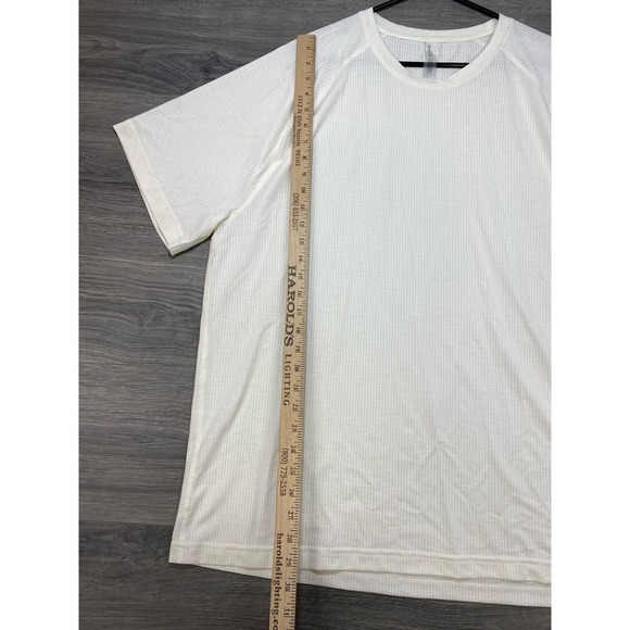 Outdoor Voices T Shirt Extra 3XLarge Beige Mesh Thinkfast Waffle Knit - Picture 5 of 9